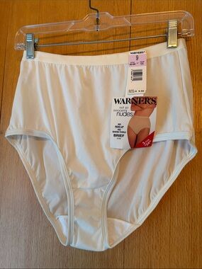 Vtg Warner's Not So Innocent Nudes ivory High Waist Silky No Show Brief Panty
